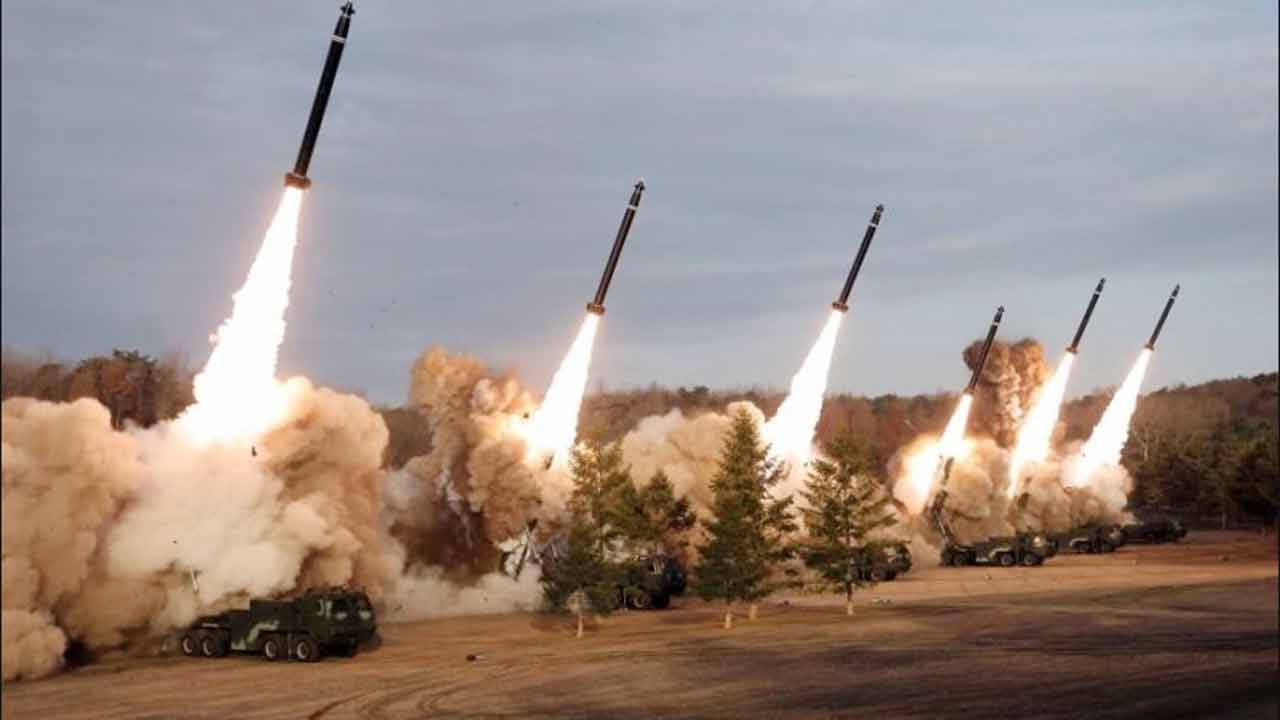 জাপান সাগরের দিকে কয়েকটি ব্যালিস্টিক ক্ষেপণাস্ত্র ছুড়ল উত্তর কোরিয়া